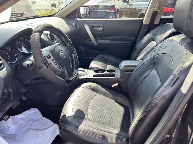 2011 Nissan Rogue Image 4