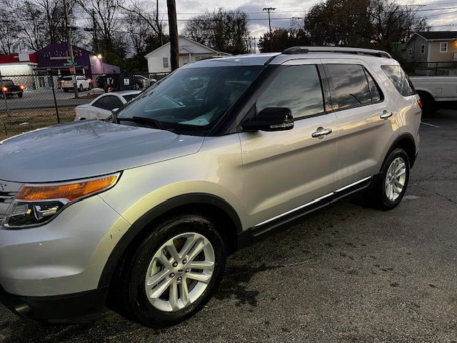 2014 Ford Explorer Image 2