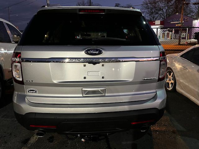 2014 Ford Explorer Image 3