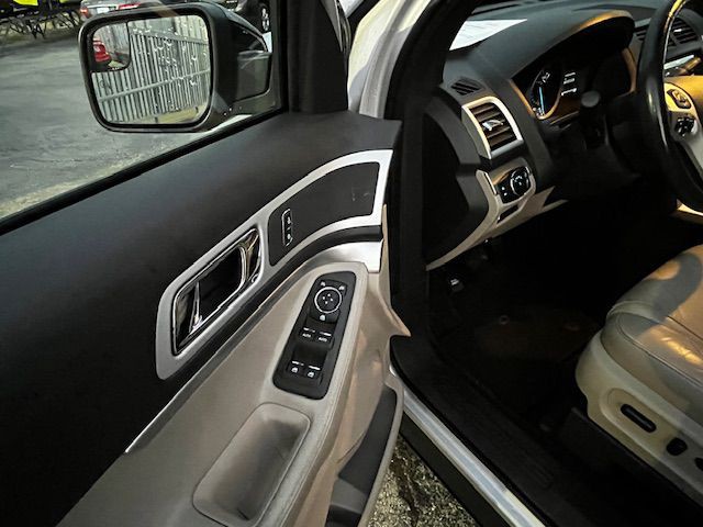 2014 Ford Explorer Image 10