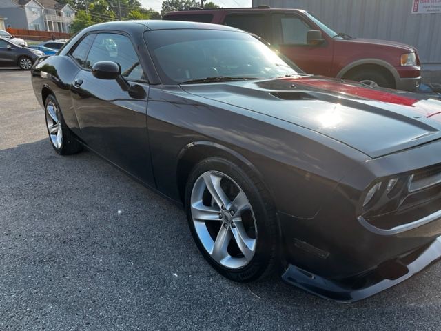 2012 Dodge Challenger Image 2