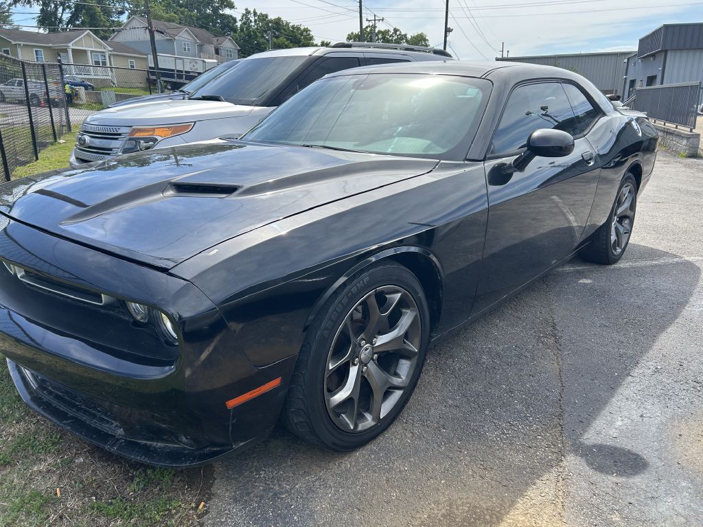 2015 Dodge Challenger Image 2