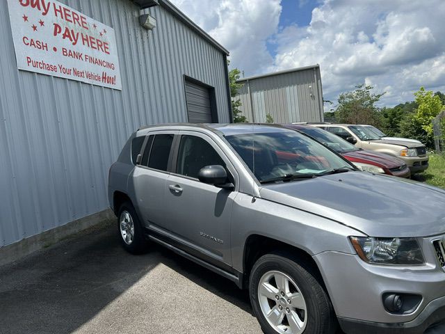 2015 Jeep Compass Image 2
