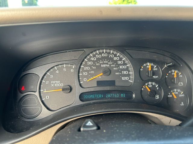 2005 Chevrolet Tahoe Image 6