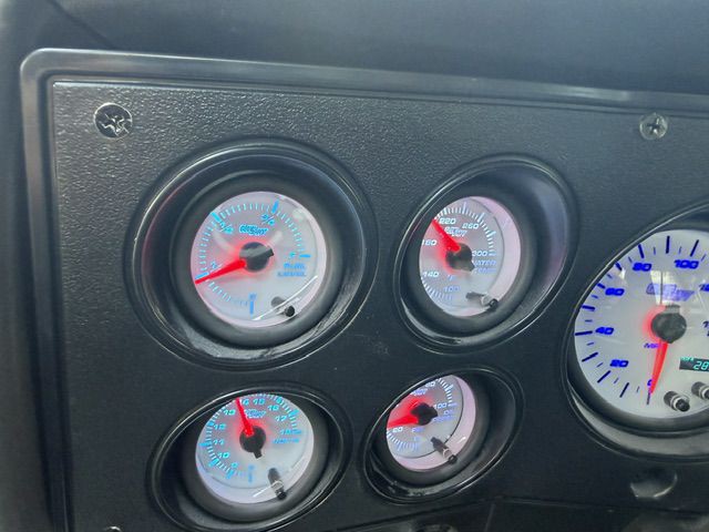 1985 Chevrolet C/K Image 5
