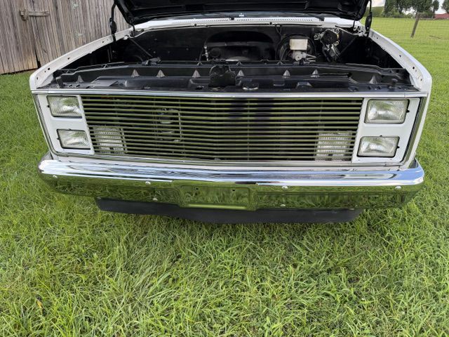 1985 Chevrolet C/K Image 7