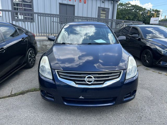 2010 Nissan Altima Image 3