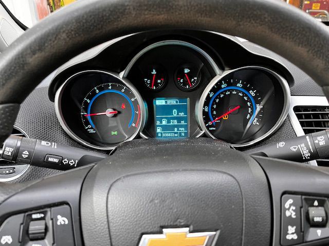 2016 Chevrolet Cruze Image 5