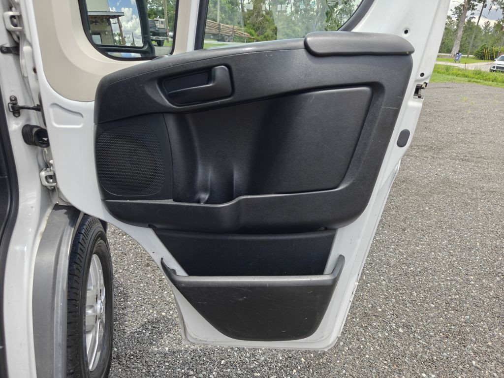 2015 RAM Promaster Image 25