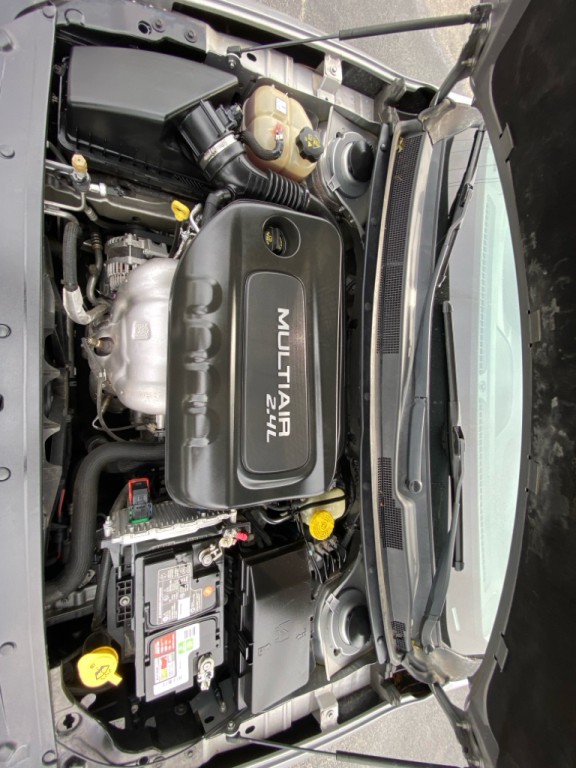 2017 Chrysler 200 Image 41