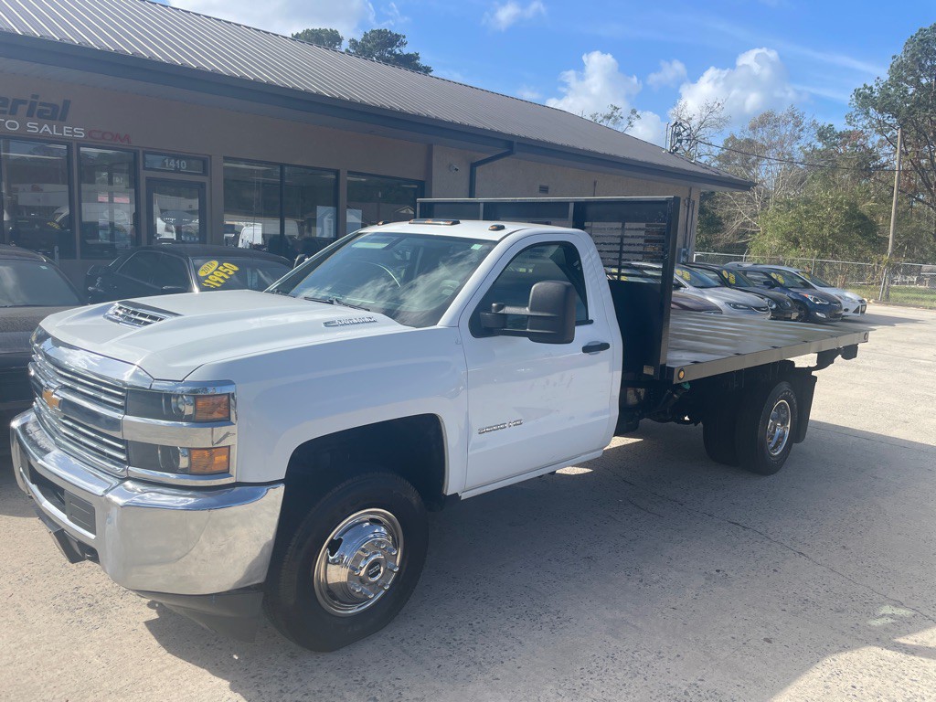 2017 Chevrolet Silverado 1500 Image 1