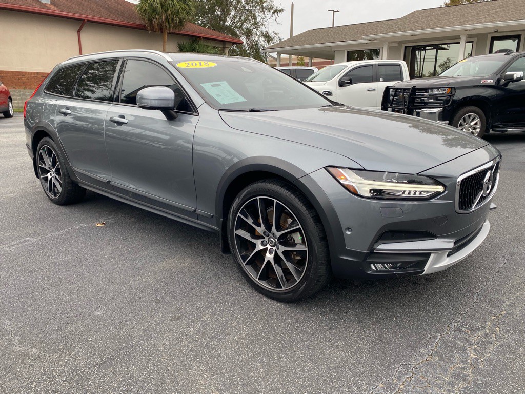 2018 Volvo V90 CROSS COUNTRY Image 4
