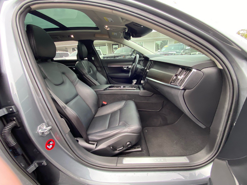 2018 Volvo V90 CROSS COUNTRY Image 40