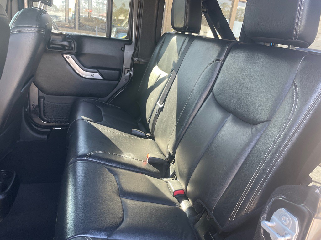2017 Jeep Wrangler Unlimited Image 14