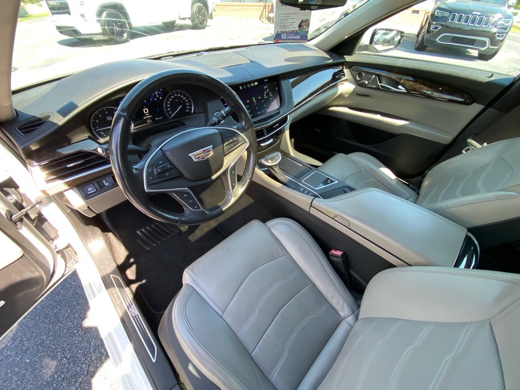 2016 Cadillac CT6 Image 39