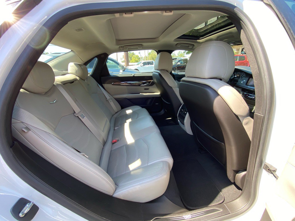 2016 Cadillac CT6 Image 50