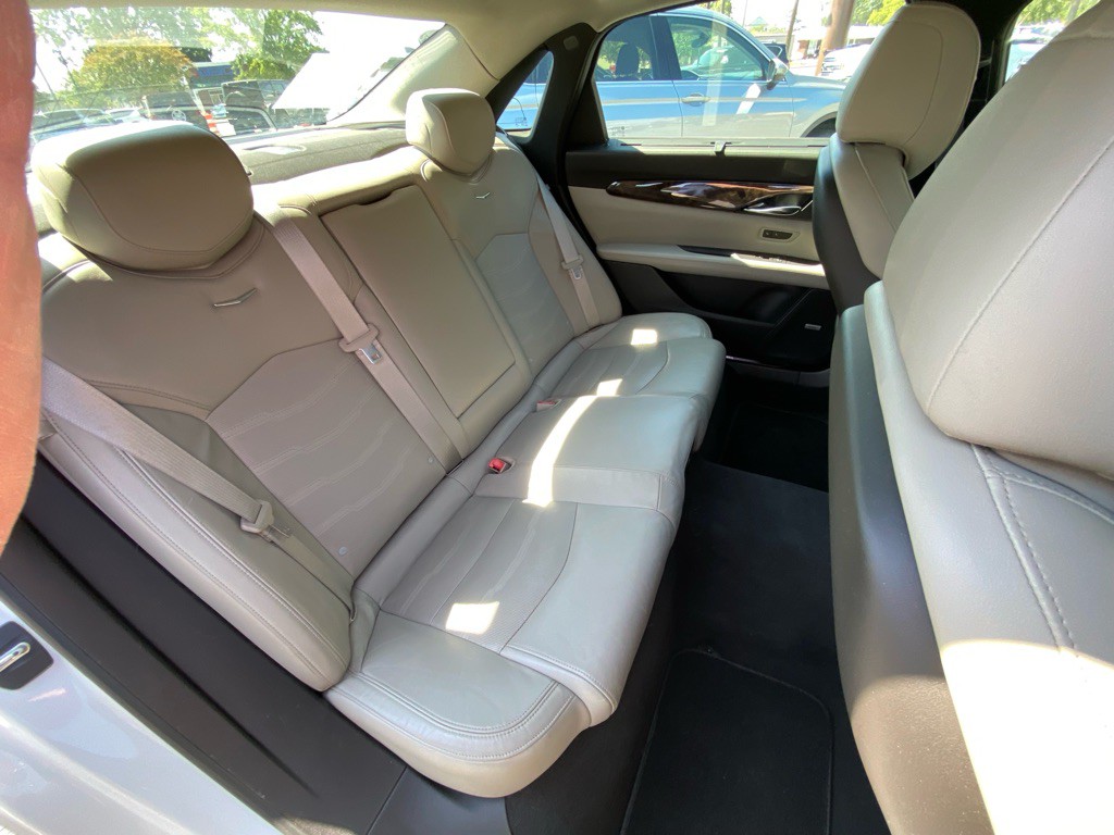 2016 Cadillac CT6 Image 52