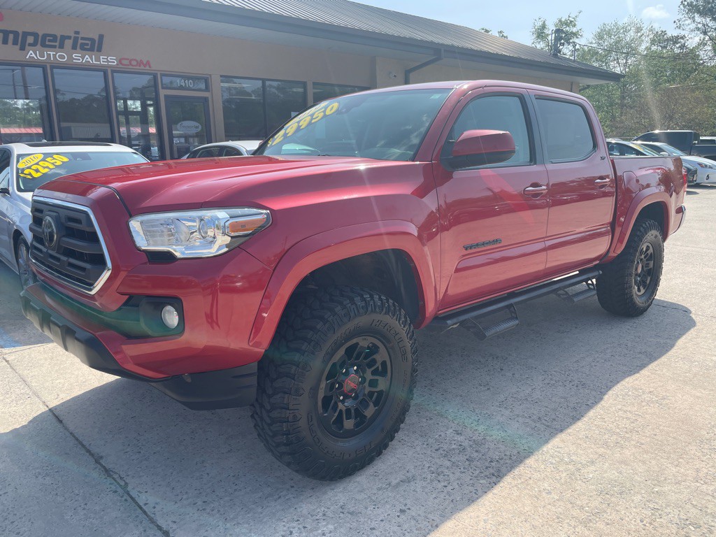 2019 Toyota Tacoma Image 1