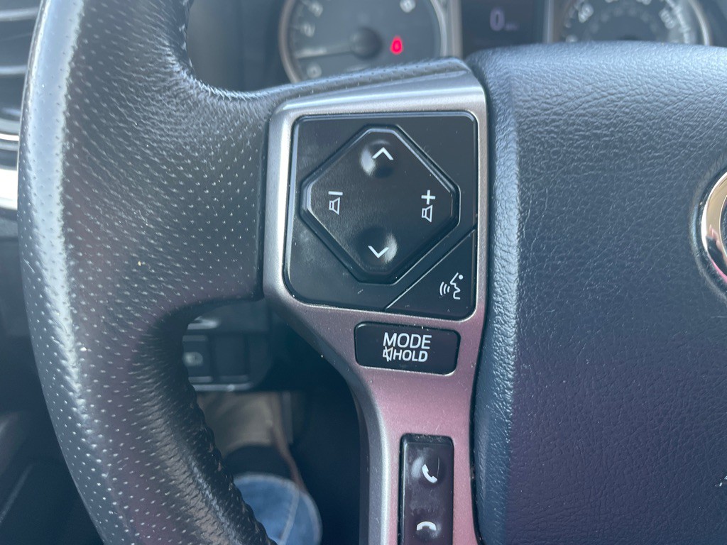 2019 Toyota Tacoma Image 19