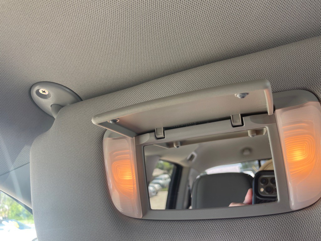 2019 Toyota Tacoma Image 24
