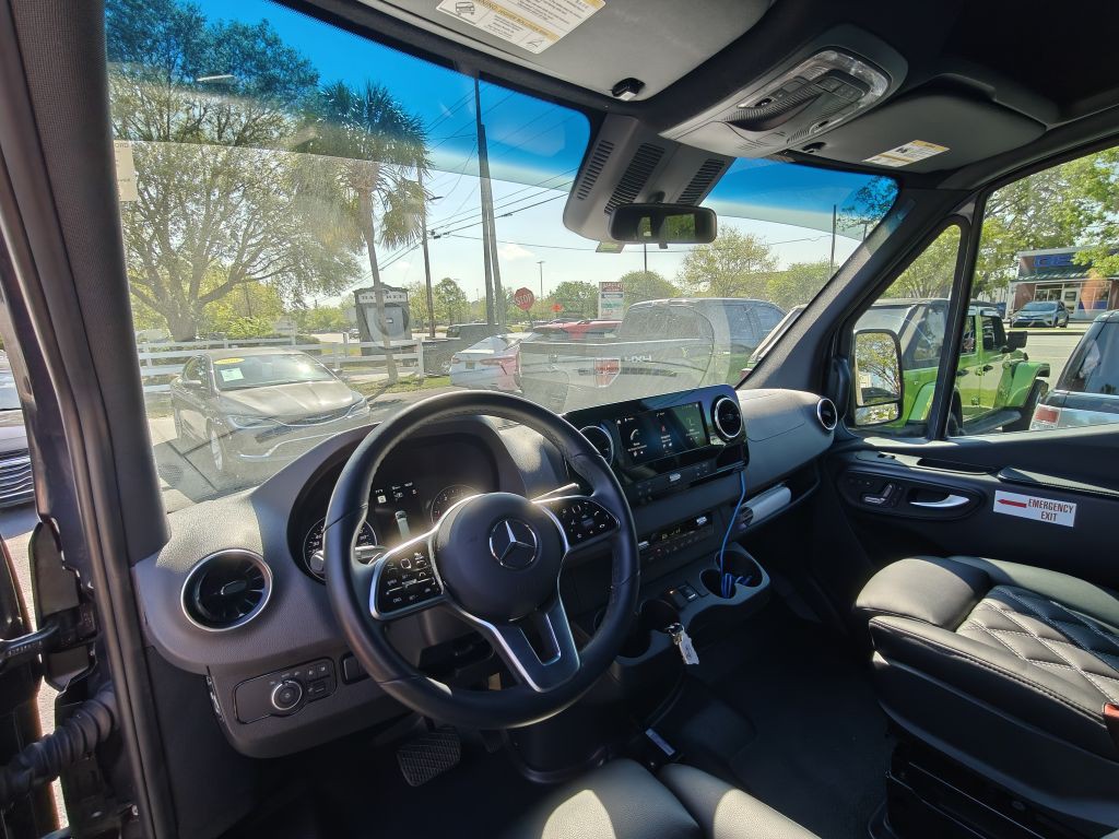 2022 Mercedes-Benz Sprinter Image 30