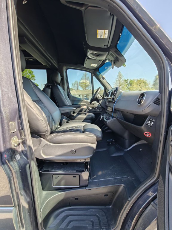 2022 Mercedes-Benz Sprinter Image 36