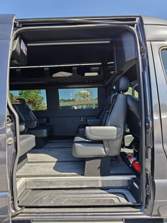 2022 Mercedes-Benz Sprinter Image 38