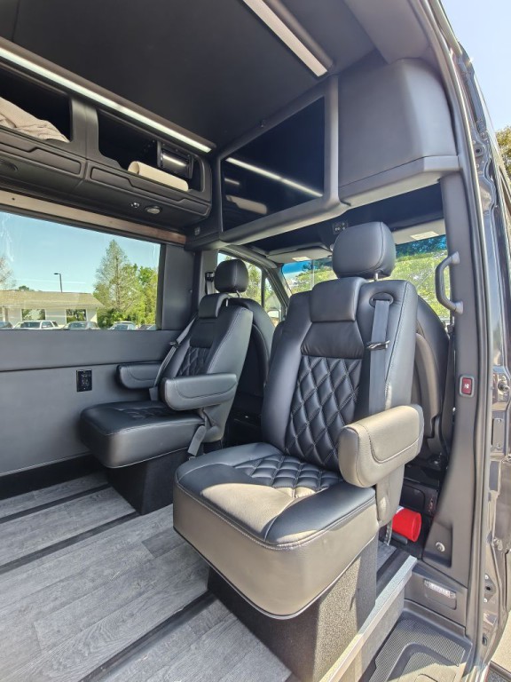 2022 Mercedes-Benz Sprinter Image 40