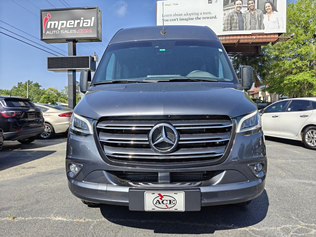 2022 Mercedes-Benz Sprinter Image 2