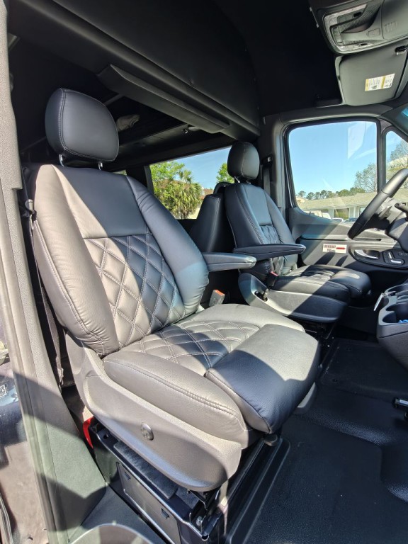 2022 Mercedes-Benz Sprinter Image 32