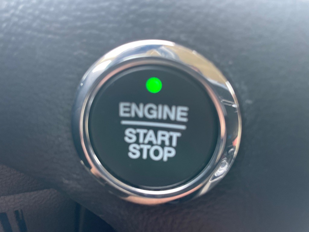 2019 Ford Edge Image 22
