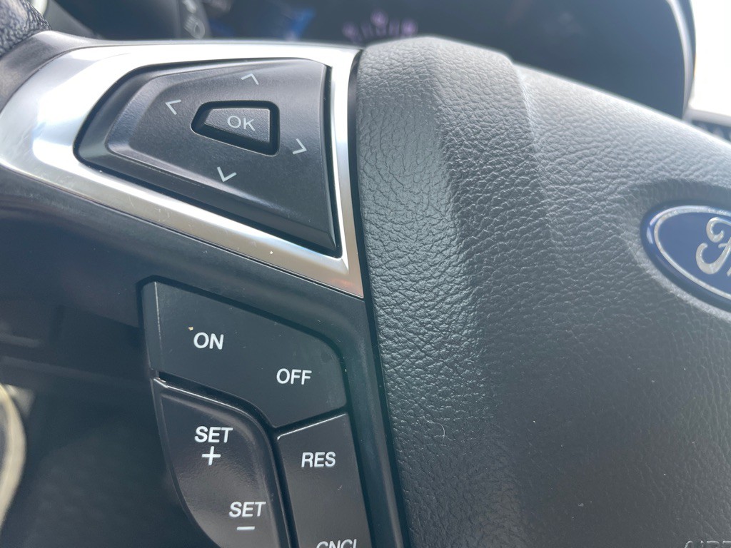 2019 Ford Edge Image 24