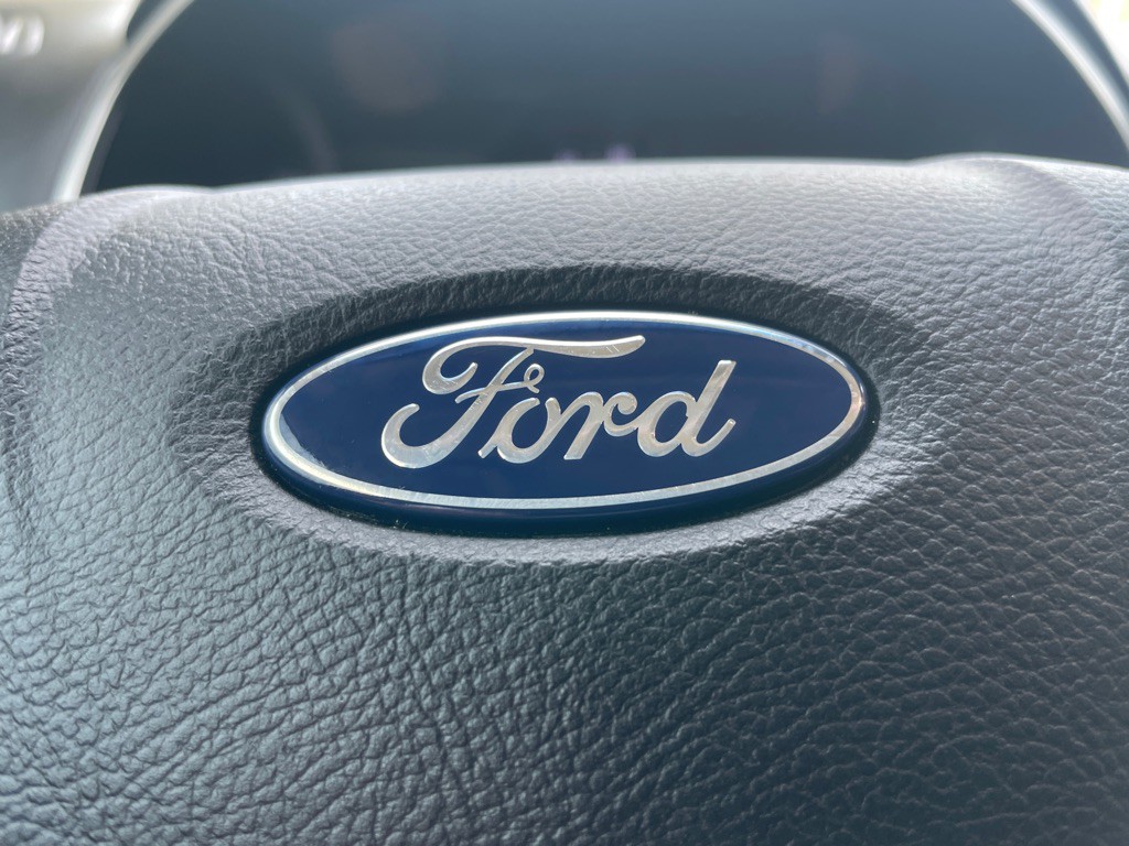 2019 Ford Edge Image 34