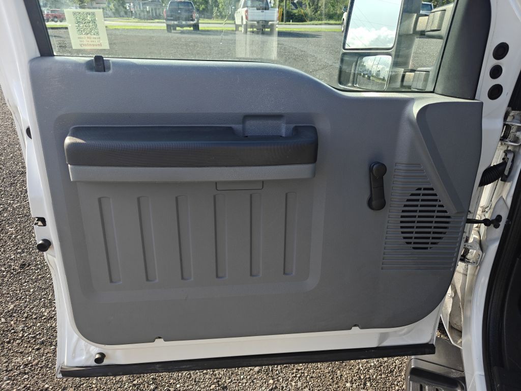 2014 Ford F-250 Image 24