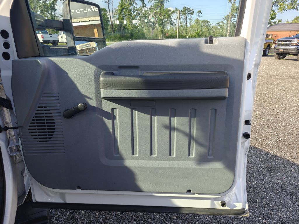 2014 Ford F-250 Image 33