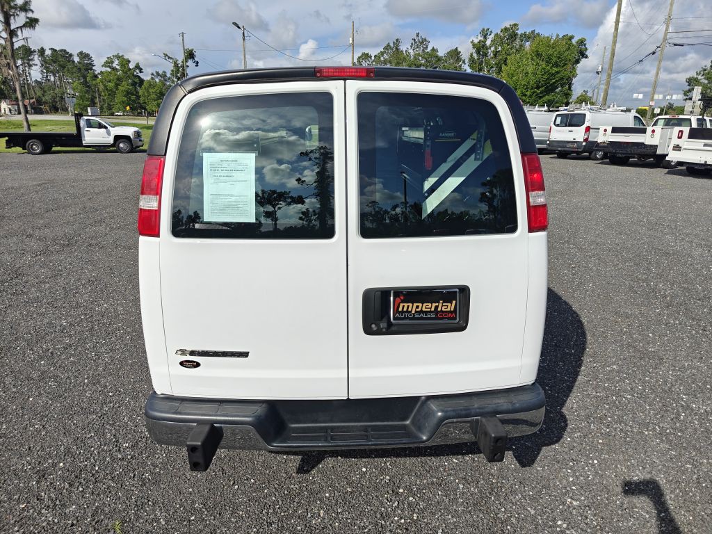 2019 Chevrolet Express Image 7