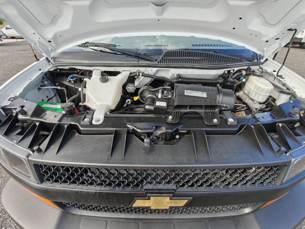 2019 Chevrolet Express Image 39