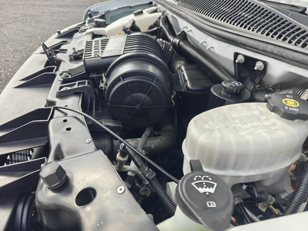 2019 Chevrolet Express Image 40