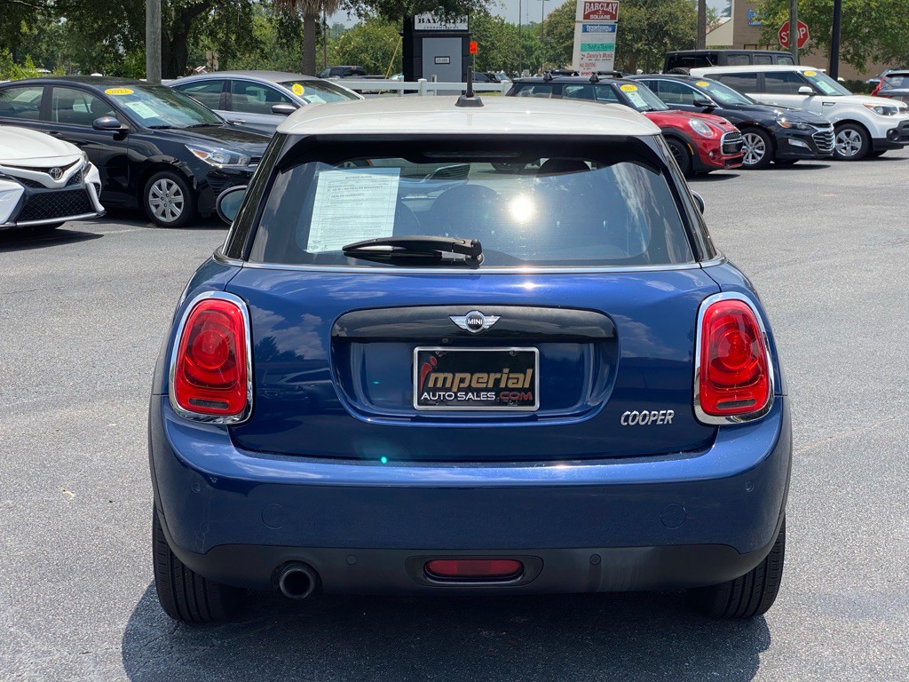 2016 MINI Cooper Image 9