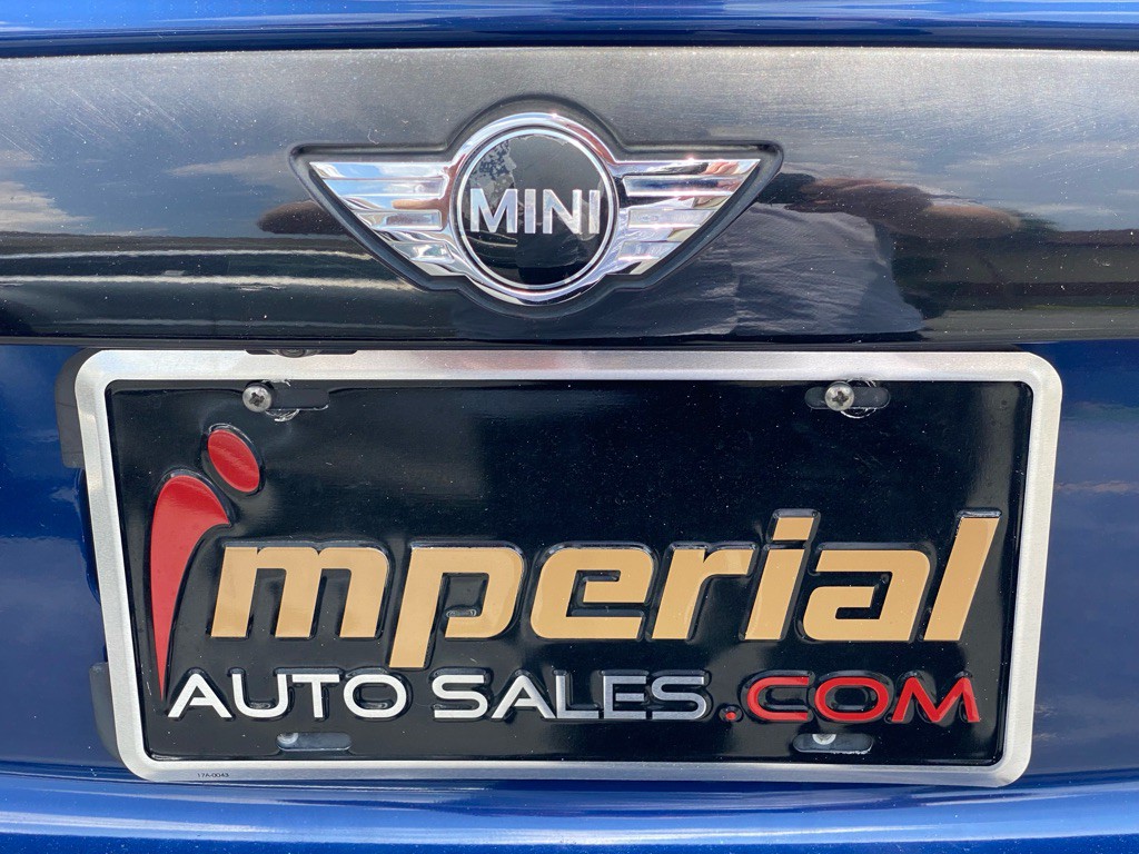 2016 MINI Cooper Image 10