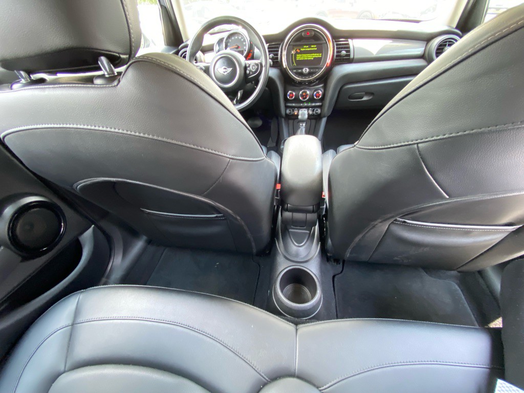 2016 MINI Cooper Image 45