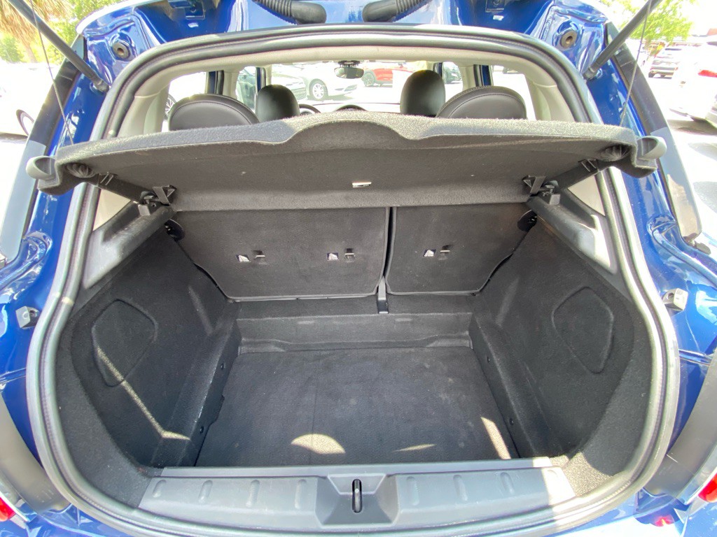 2016 MINI Cooper Image 48