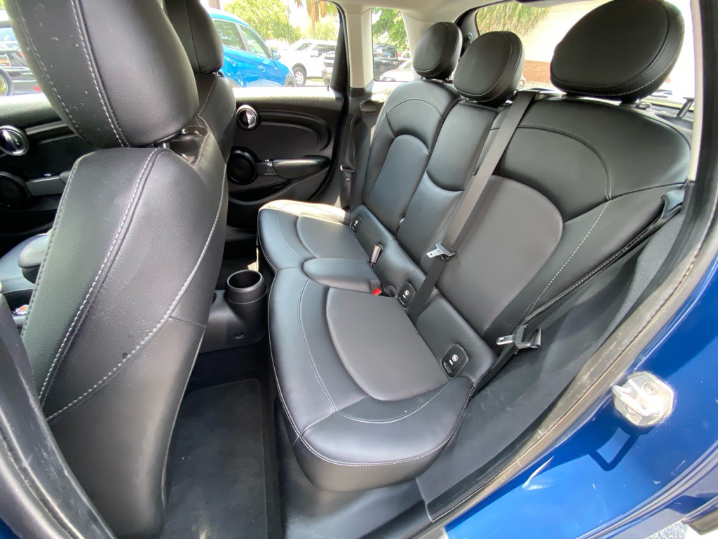 2016 MINI Cooper Image 56