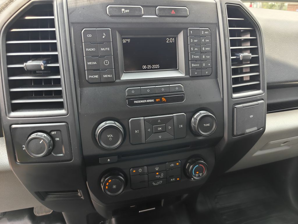 2017 Ford F-150 Image 35