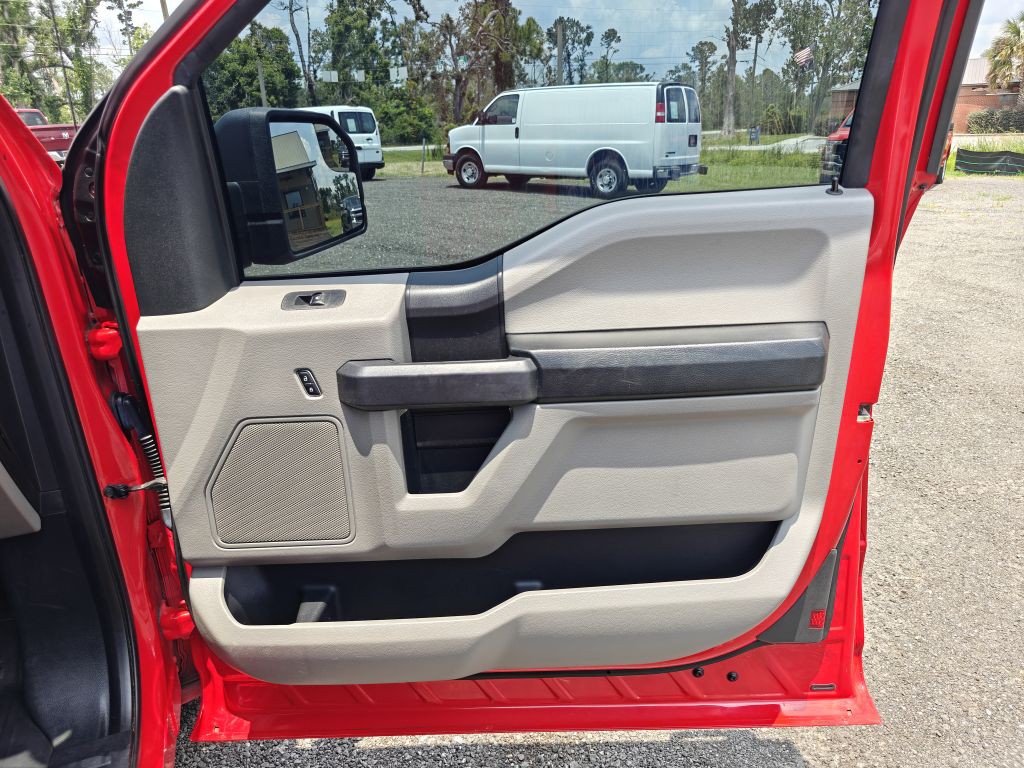 2017 Ford F-150 Image 40