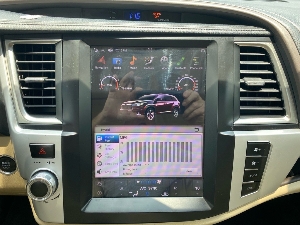 2015 Toyota Highlander Image 27