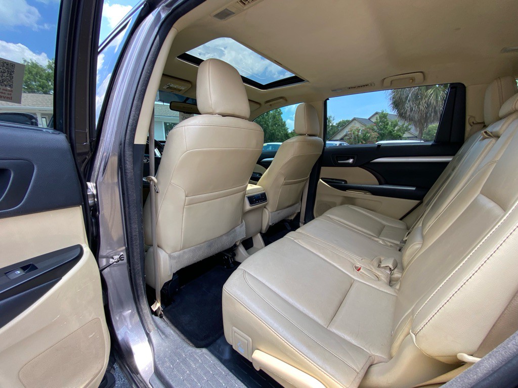 2015 Toyota Highlander Image 60
