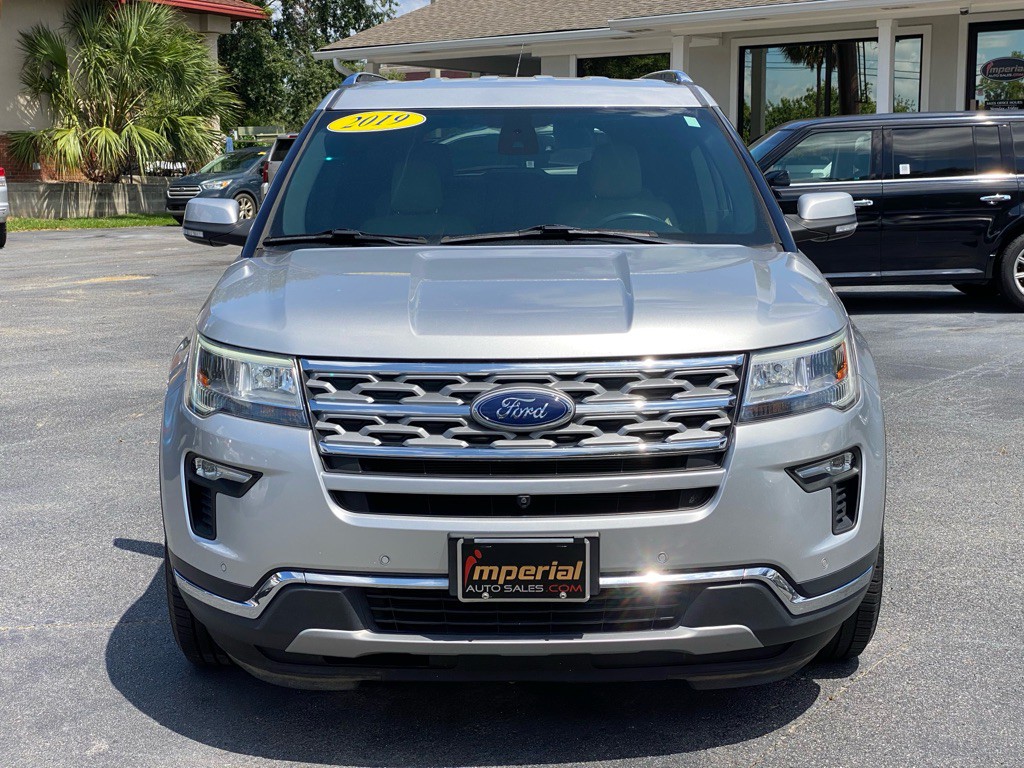2019 Ford Explorer Image 2