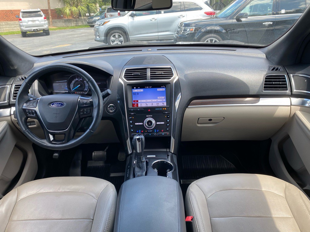 2019 Ford Explorer Image 14