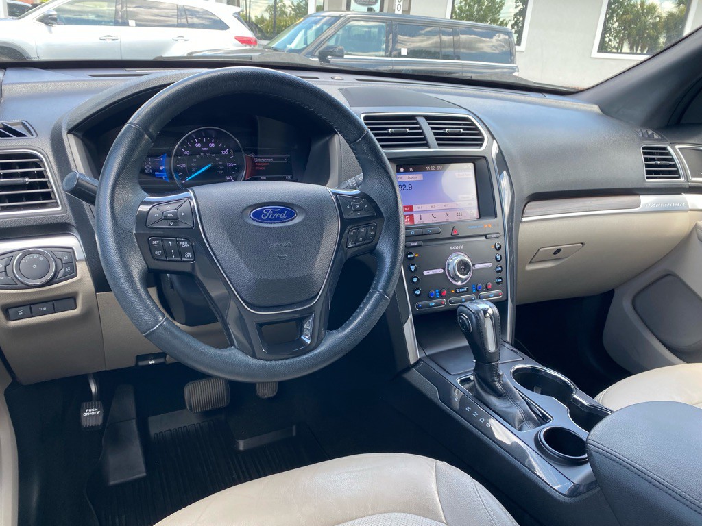 2019 Ford Explorer Image 19